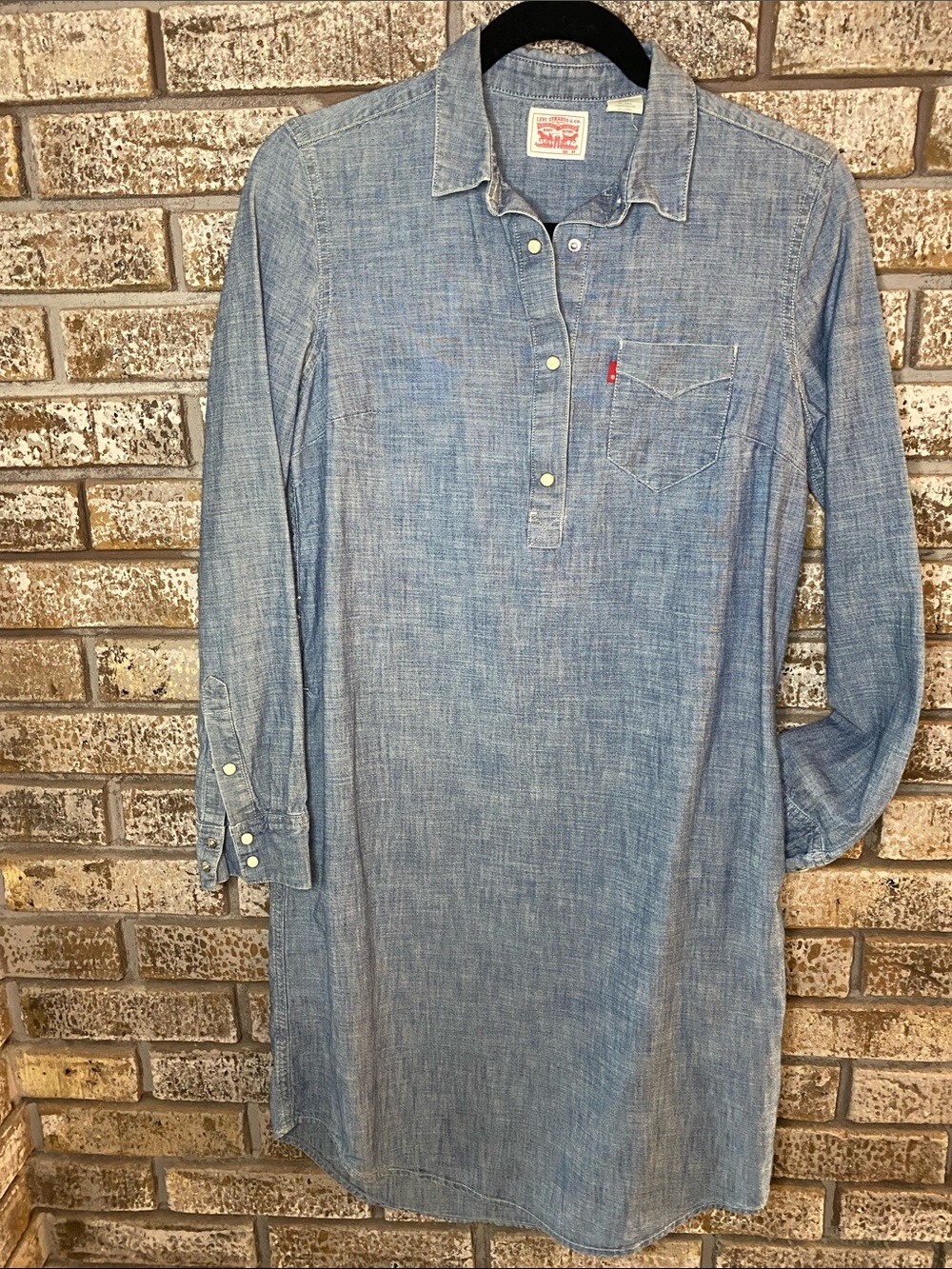Women’s Levi's Light Blue Chambray Long Sleeve Shirt Dress